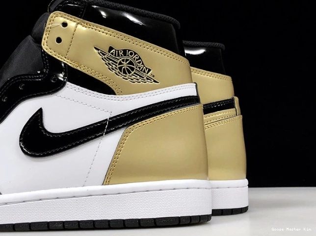 Glod Air Retro High 1 Jordan 861428-007 Toe 0629